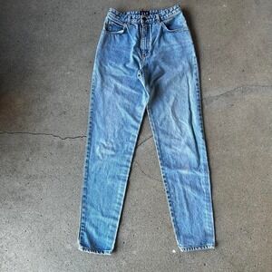 Vintage 90s women's Gap light wash high waisted tapered leg denim jeans pants